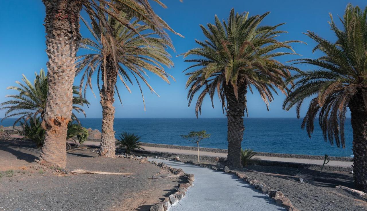 Apartamento En Playa Roca Primer Linea De Mar Costa Teguise Exterior foto